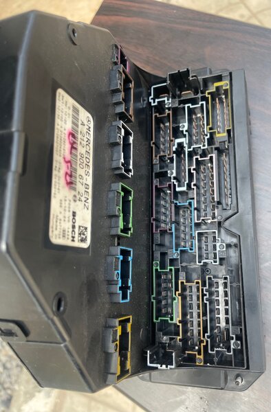 2014 C250 CONTROL UNIT FUSE BOX MODULE