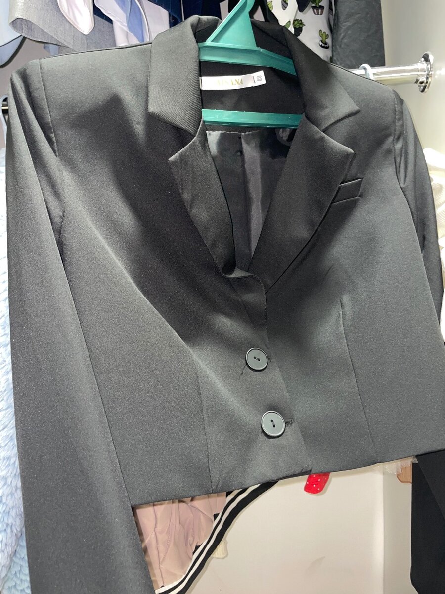 Женский укороченный пиджак