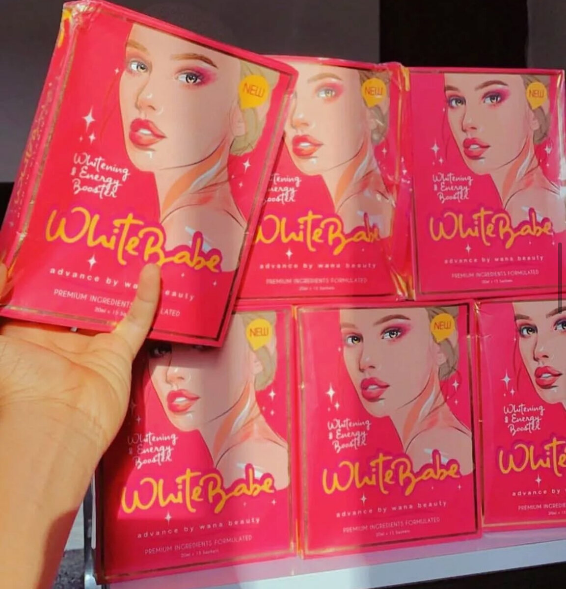 White babe face mask