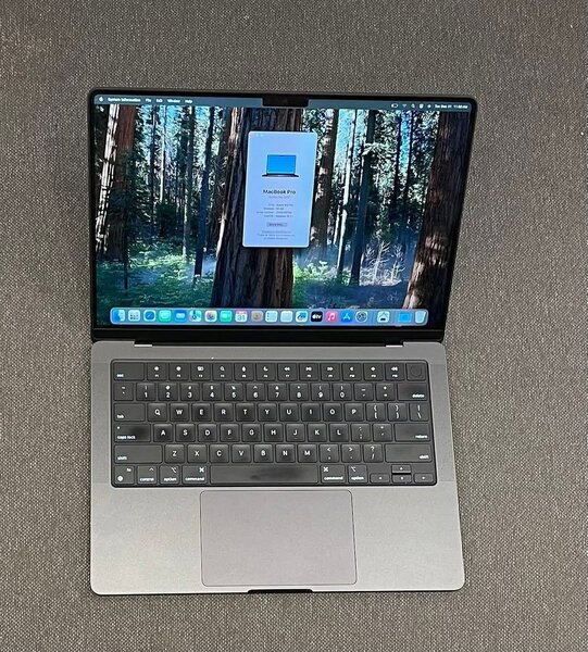 PreOwned 2023 MackBook Pro 14 inches