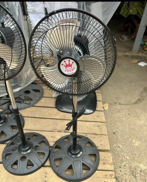 Ventilateur sur pied électrique