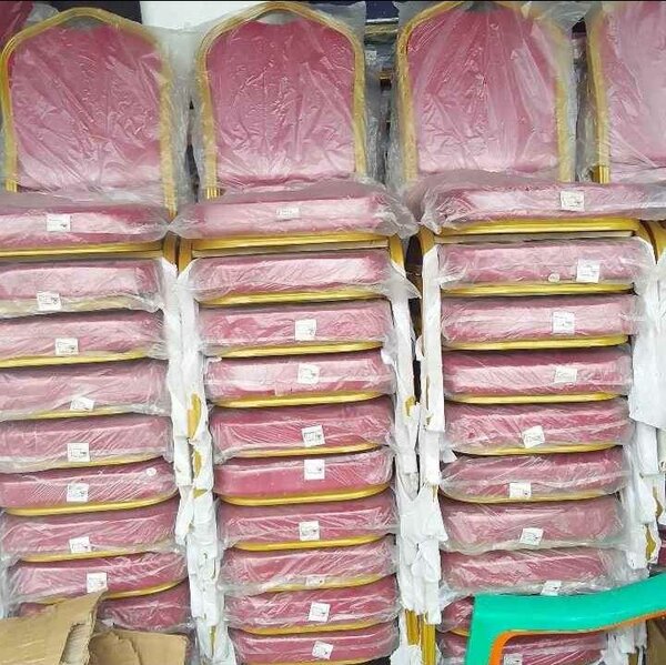 Chaise de cérémonie 4 kilos