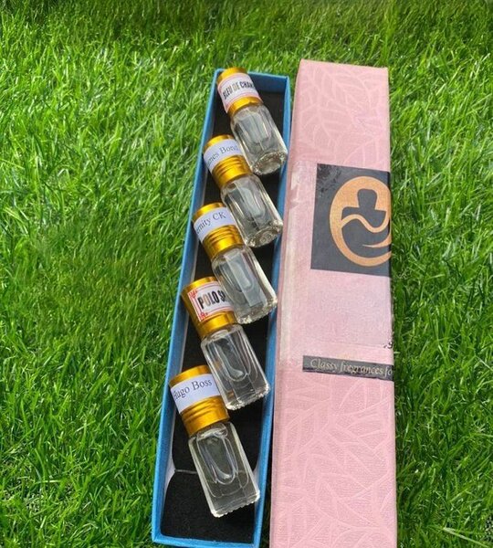 All kinds of perfumes into 3ml