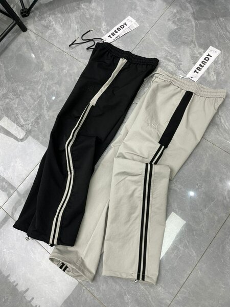 Pantalons sportifs élégants