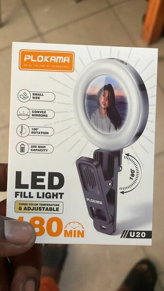 Lumière de remplissage LED ajustable