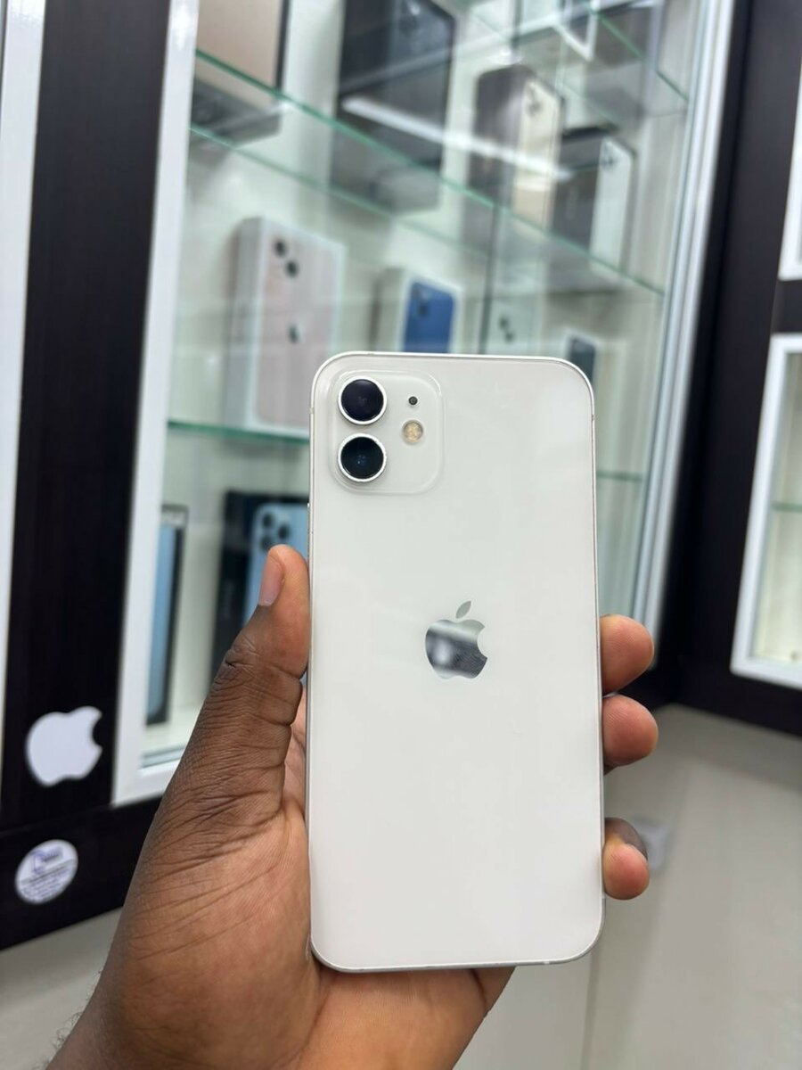 iPhone 12 simple 64 GO