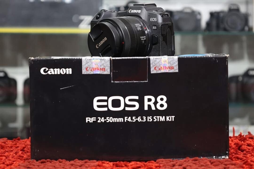Canon EOS R8 avec 24-50mm STM
