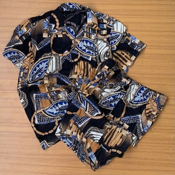 Fashion top and down shorts