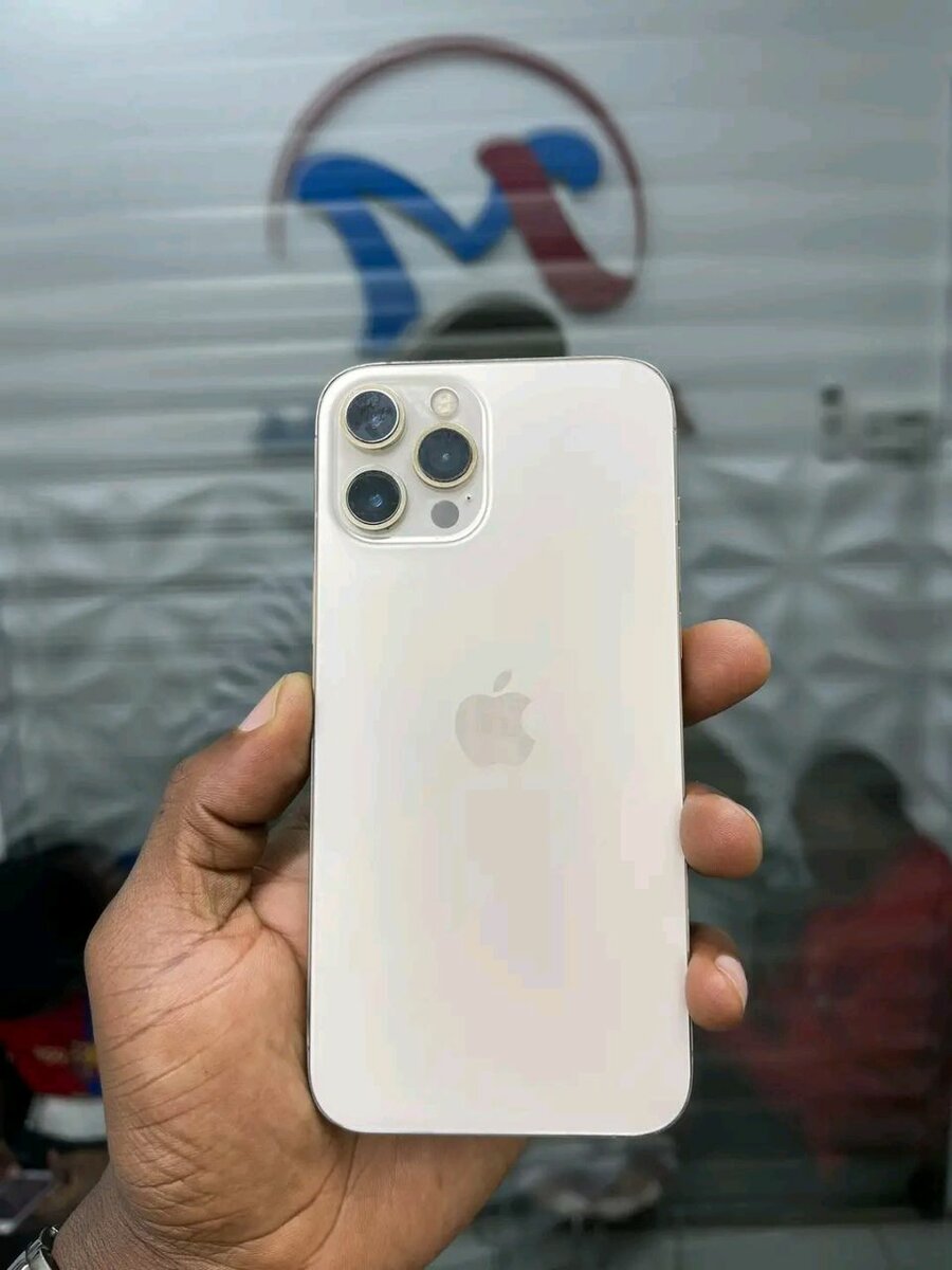 iPhone 12 Pro Max 256Go Or