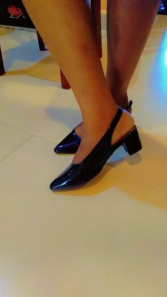 Woman's classy shoes