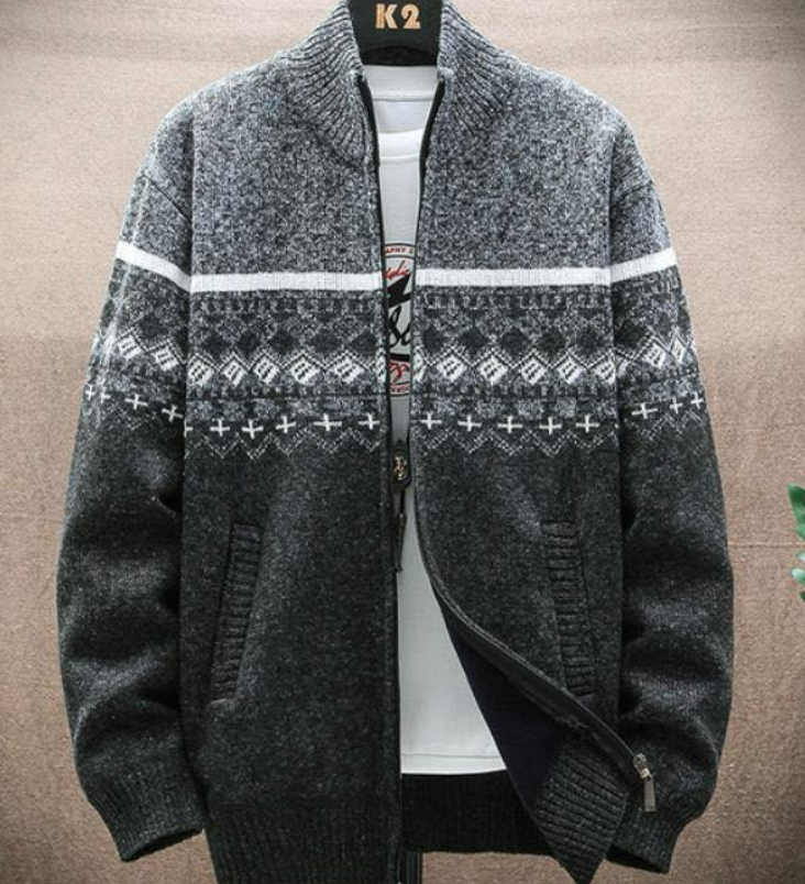 Cotton lapel costs good enough for both casual and smart