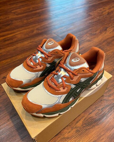 Baskets ASICS sport tendance