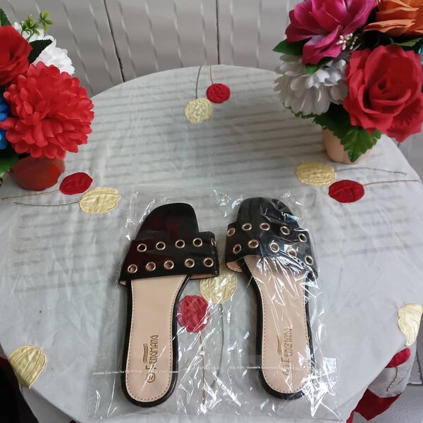 Sandales plates élégantes pour femmes