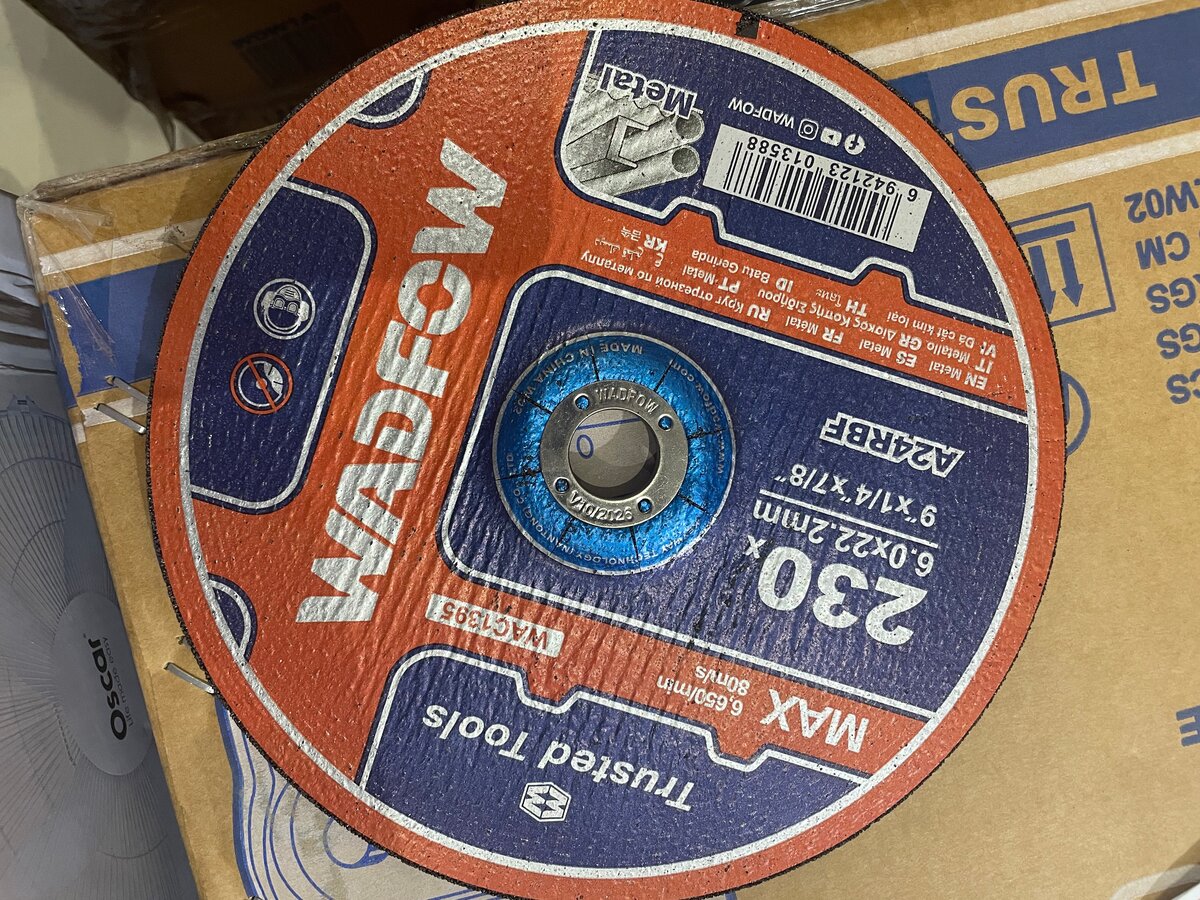Disque à meuler 230mm
