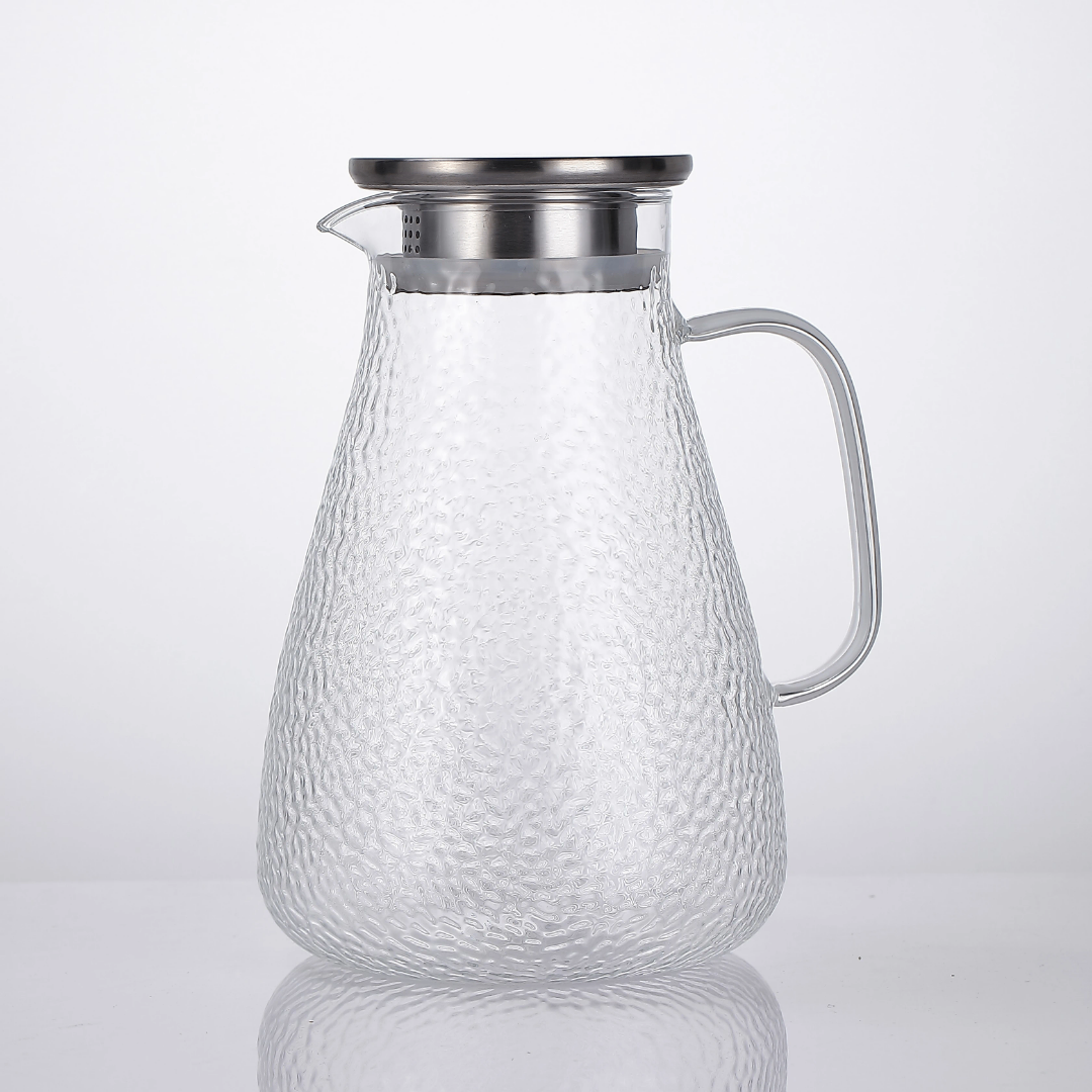 Carafe en verre avec couvercle