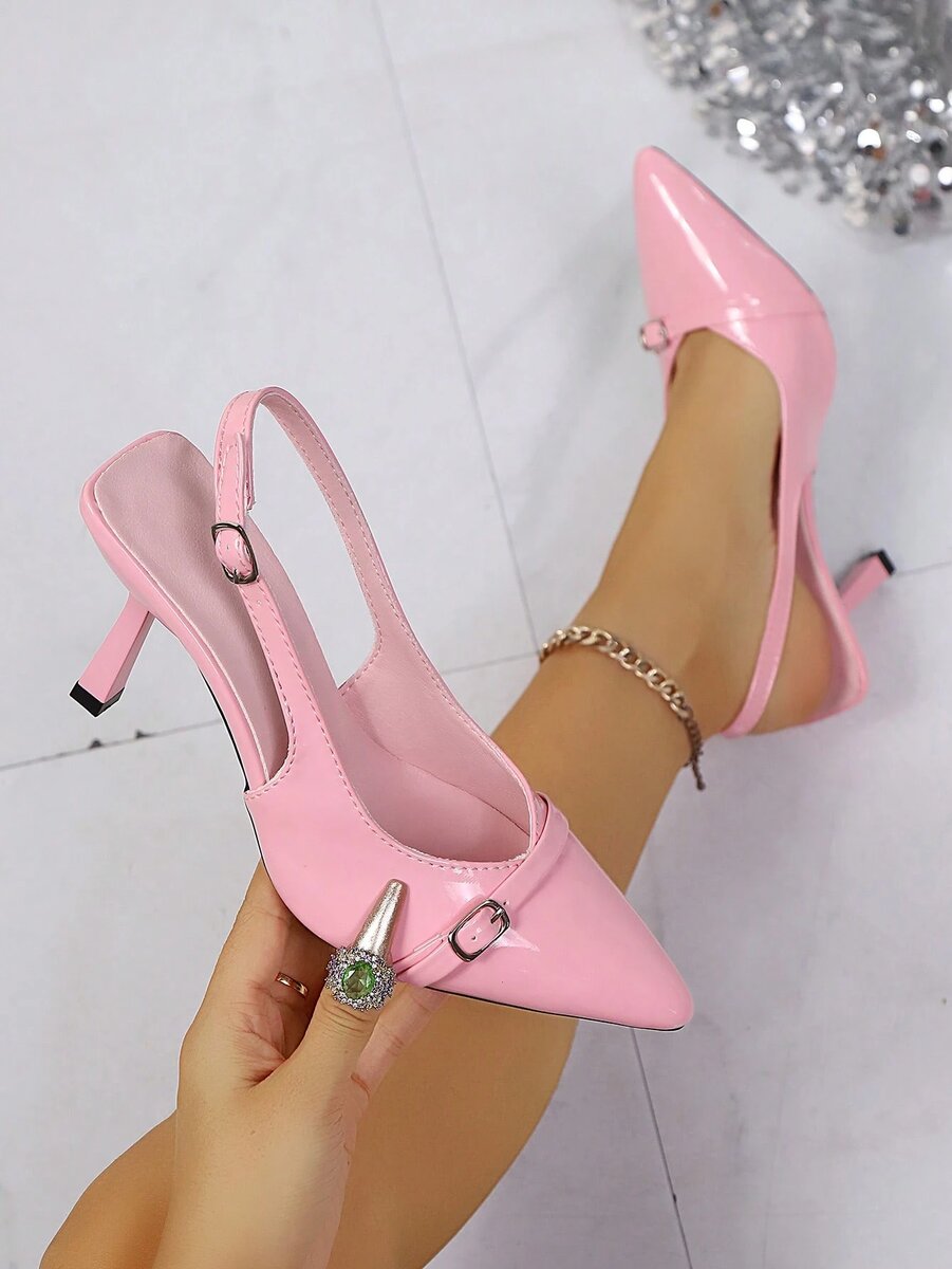 Escarpins roses à talons