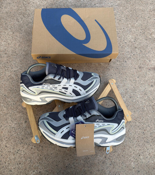Baskets Asics