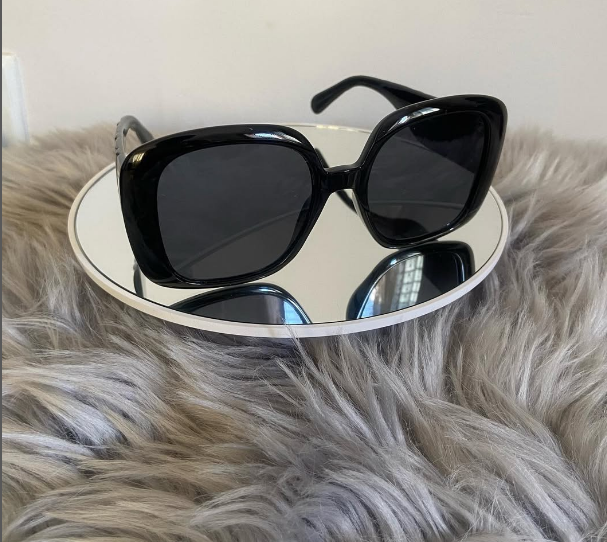 Perfect for the sun 😍Sunglasses 