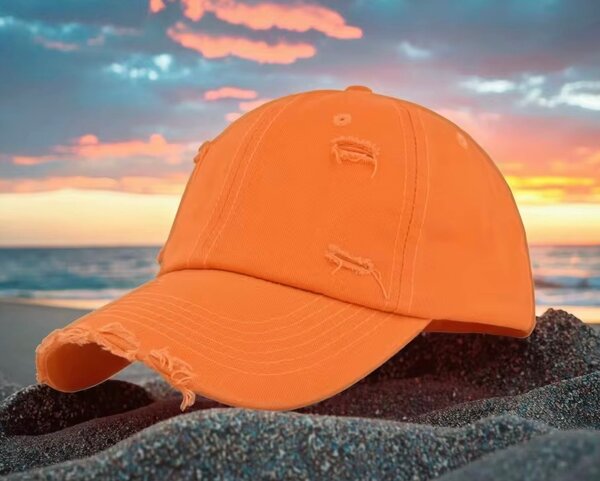 Casquette orange décontractée