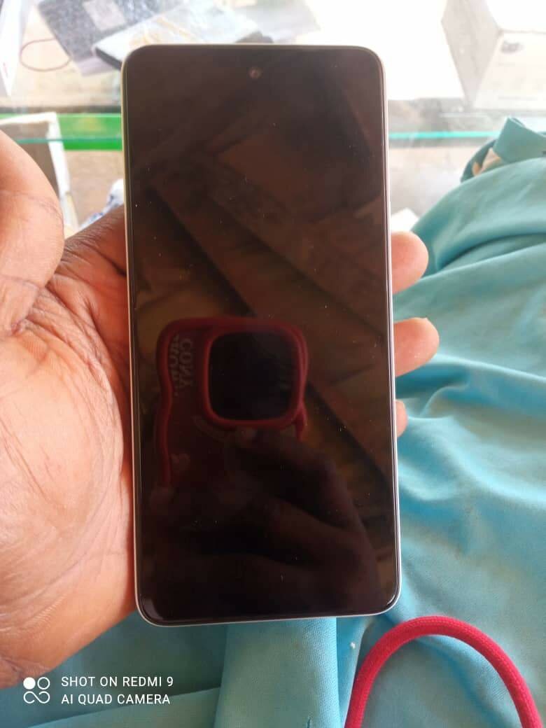 Smartphone TECNO moderne