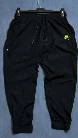 Nike Air Track pants size : waist M / length 40 