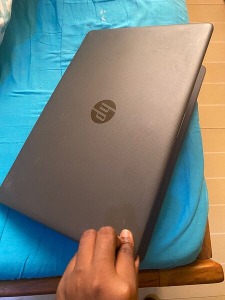 Hp 15 intel core i7 very neat