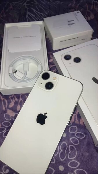 iPhone 13 Neuf 128GB Blanc