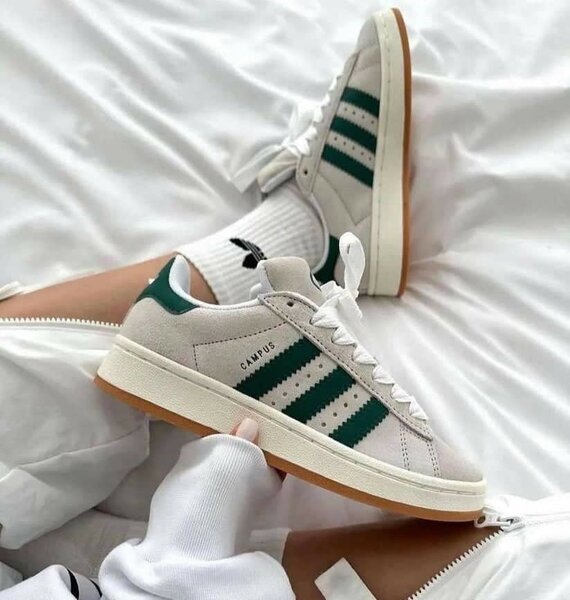 Adidas campus
