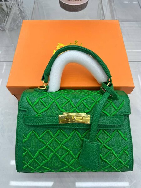 Sac à main en cuir luxe