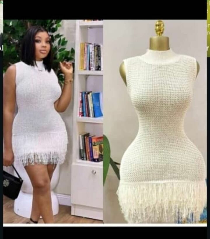 Robe blanche à franges