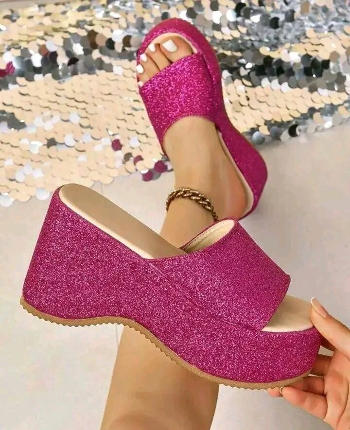 Ladies wedge sandals