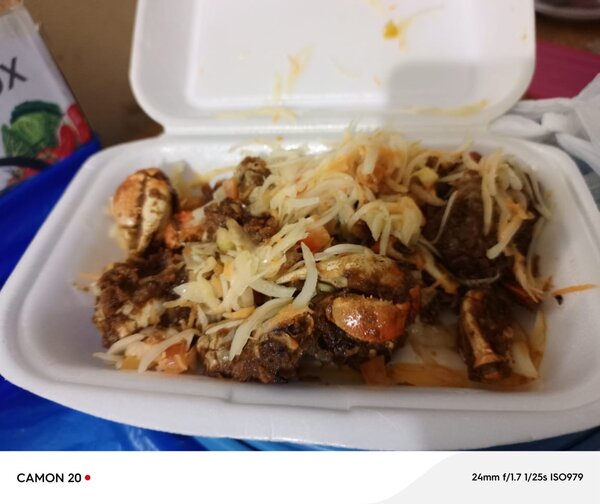 Délicieuse assiette de poulet grillé