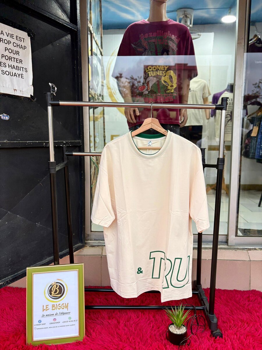 Tee-shirt beige ample tendance