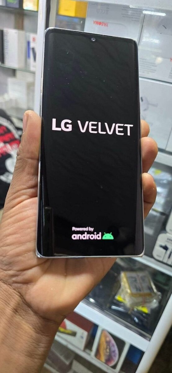 LG VELVET