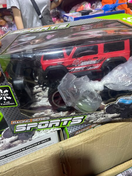 Voiture télécommandée