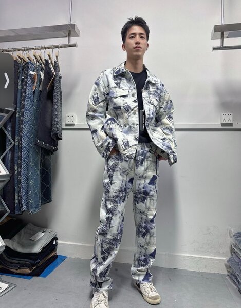 Veste et pantalon style denim tendance