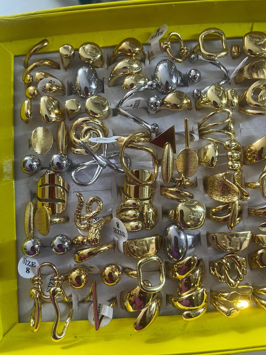 Feminine stainless steel rings