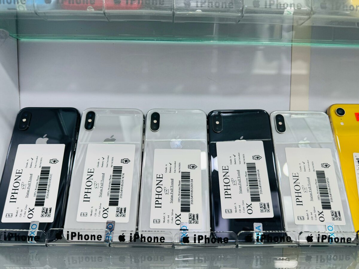 iPhone X 64Go Casi Neuf colis