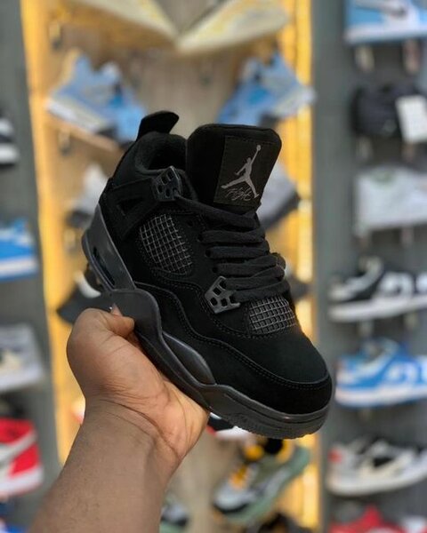 Air Jordan 4- black cat