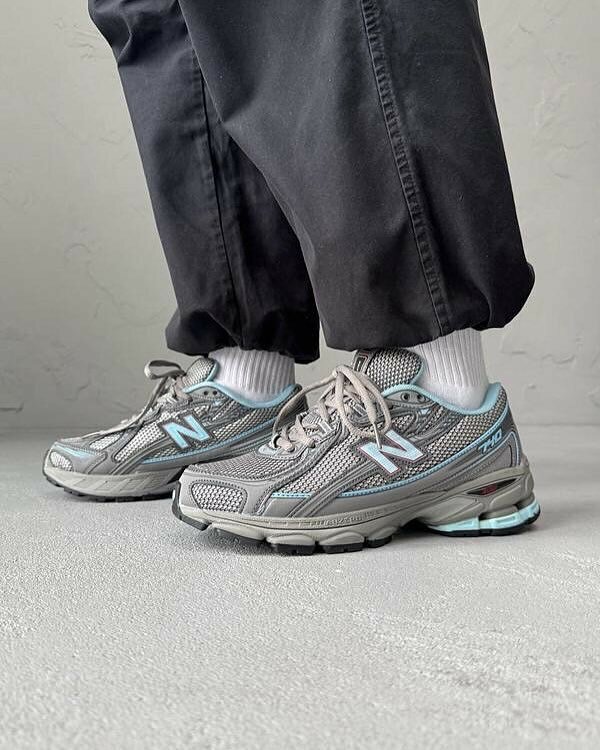 Sneakers New Balance 740