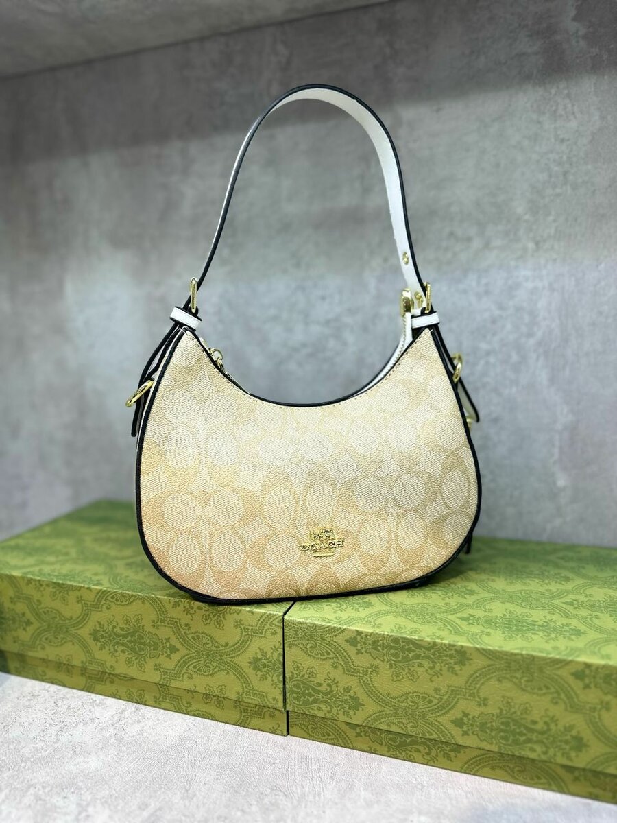 Coach/ бесплатная доставка