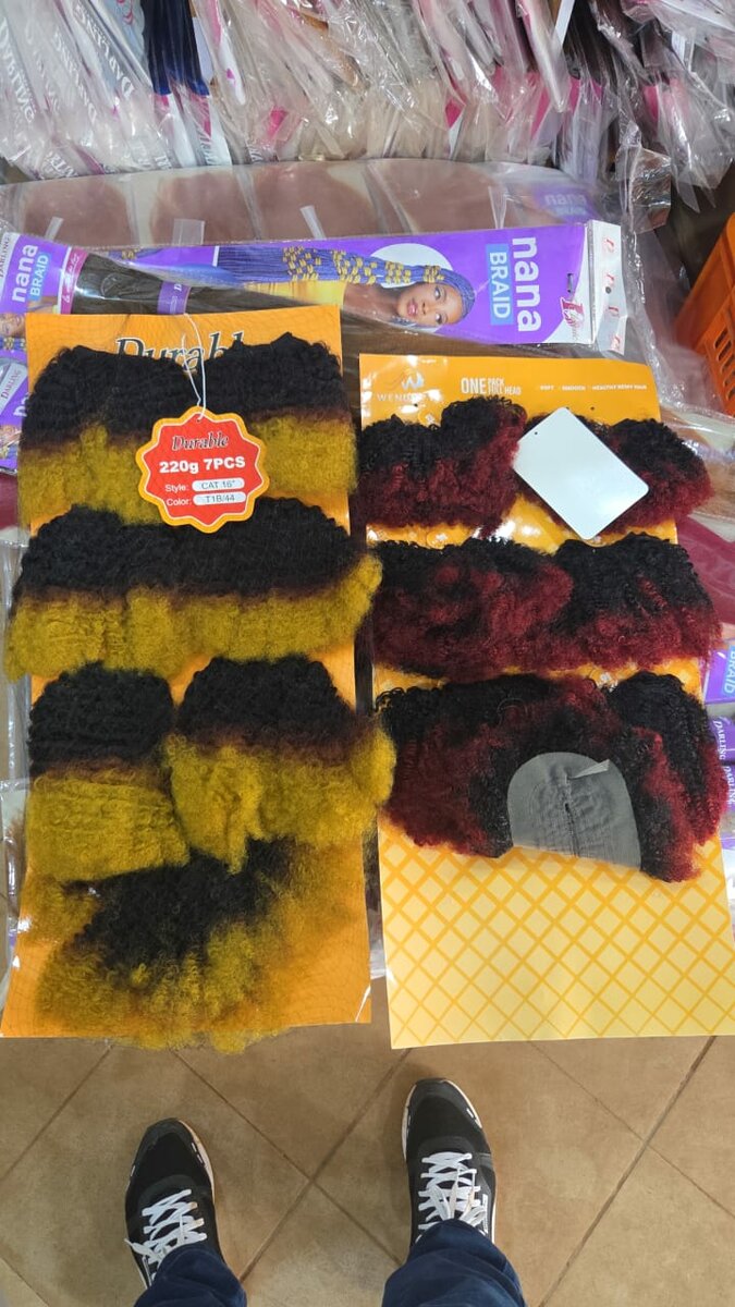 Extensions de cheveux bouclés bicolores