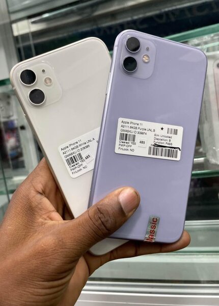 iPhone 11 64giga Casineuf importés très propre