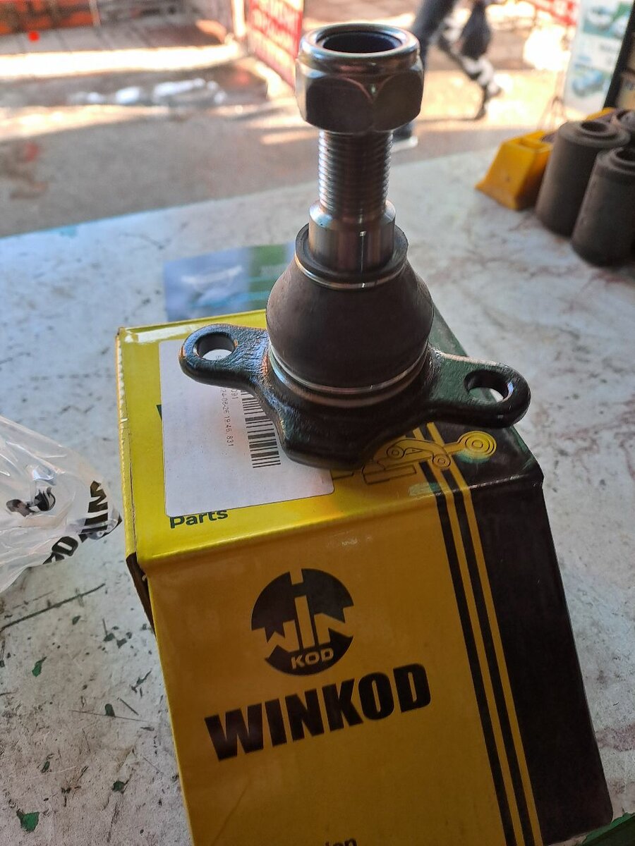 Шаровые верх низ сайлентблоки ився ходовка