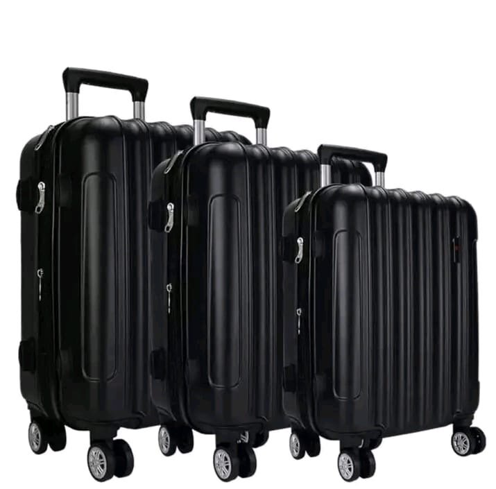 Set de valises rigides élégantes