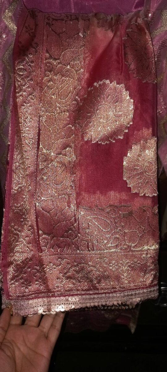 Organza suit. Used 2time