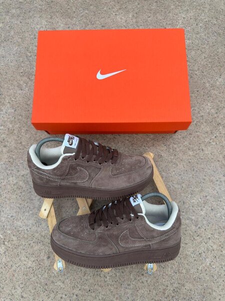 Sneakers en daim marron