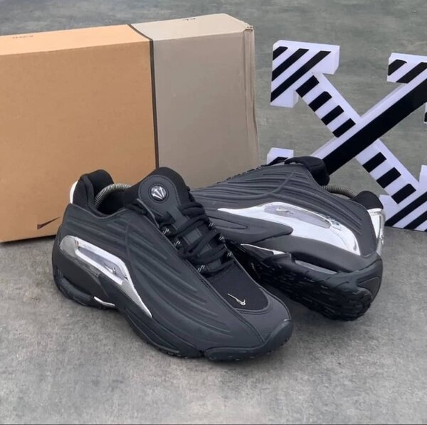 Baskets Noires Modernes