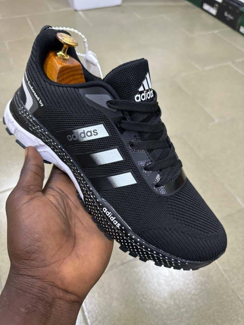 Baskets adidas