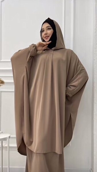 Двойка джелбаб